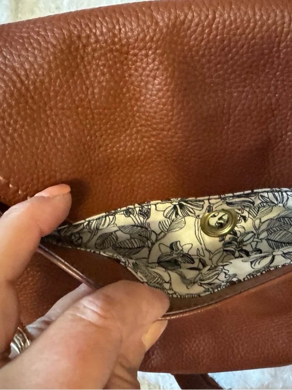 Vera Bradley Chestnut Brown Pebble Leather Shoulder Bag - Picture 5 of 9